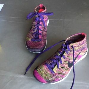 Nike Flyknit Chukka Grand Purple